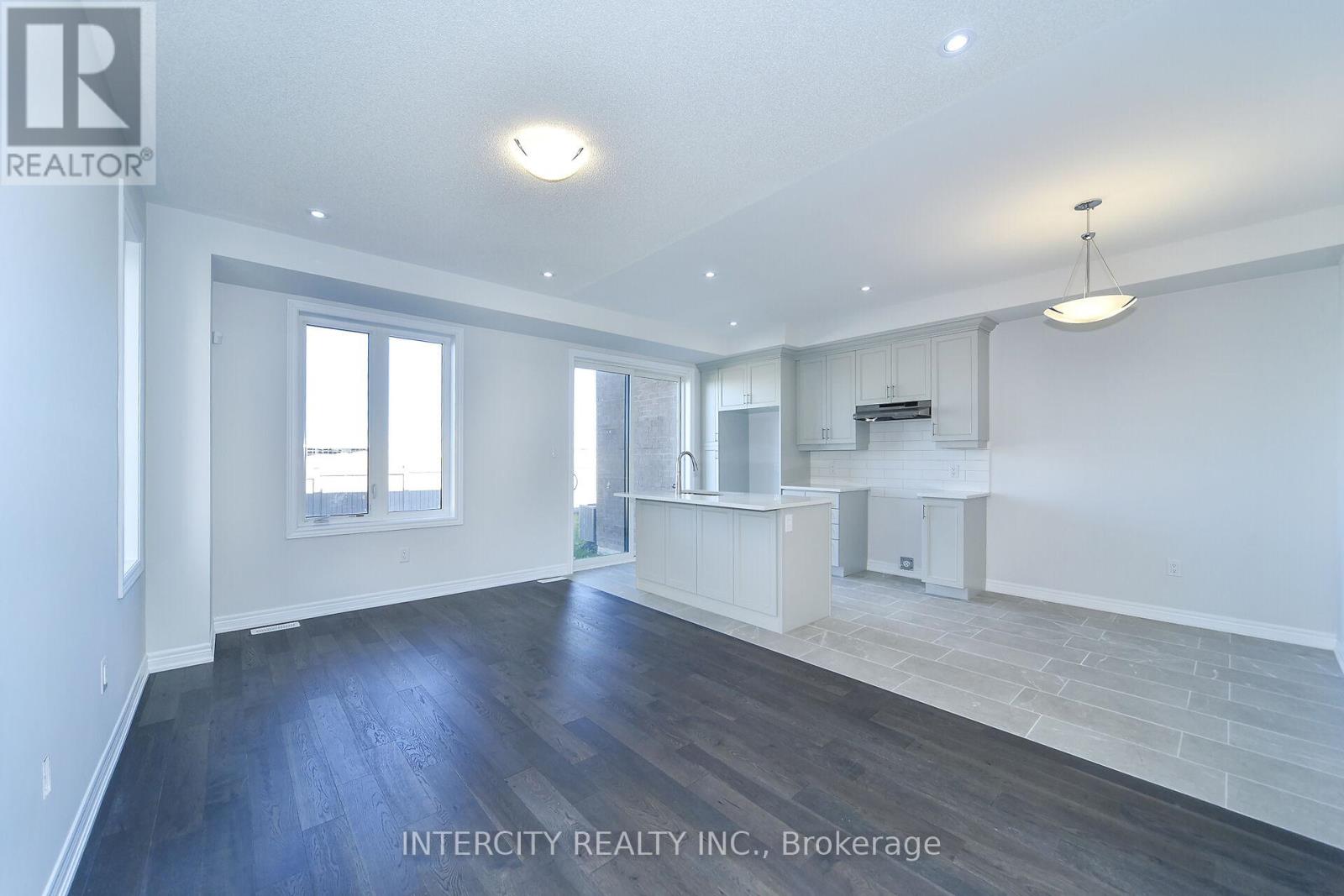 158 Mumbai Drive, Markham, Ontario  L3S 3K5 - Photo 13 - N12456530