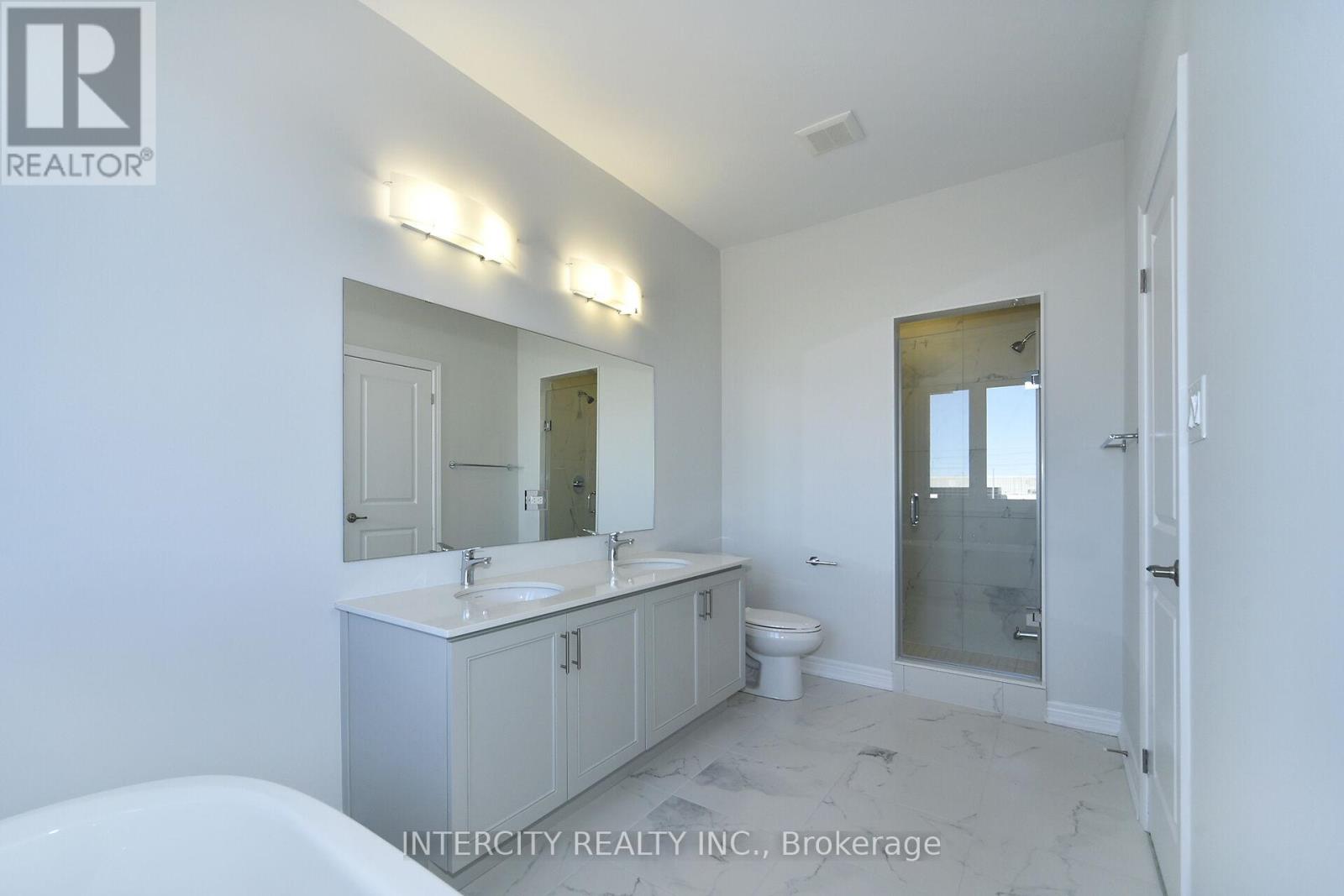 158 Mumbai Drive, Markham, Ontario  L3S 3K5 - Photo 24 - N12456530