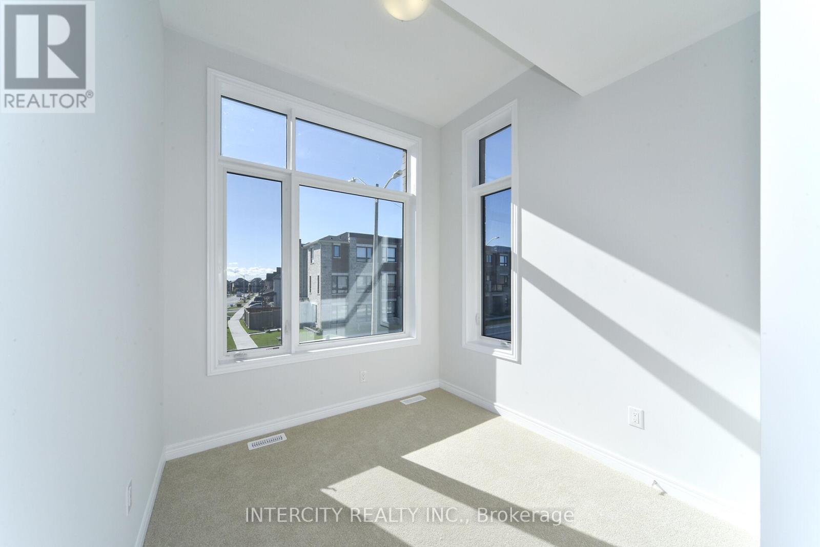 158 Mumbai Drive, Markham, Ontario  L3S 3K5 - Photo 25 - N12456530