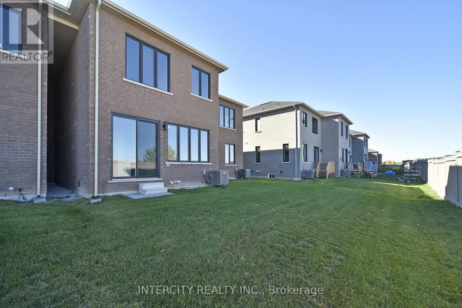 158 Mumbai Drive, Markham, Ontario  L3S 3K5 - Photo 38 - N12456530