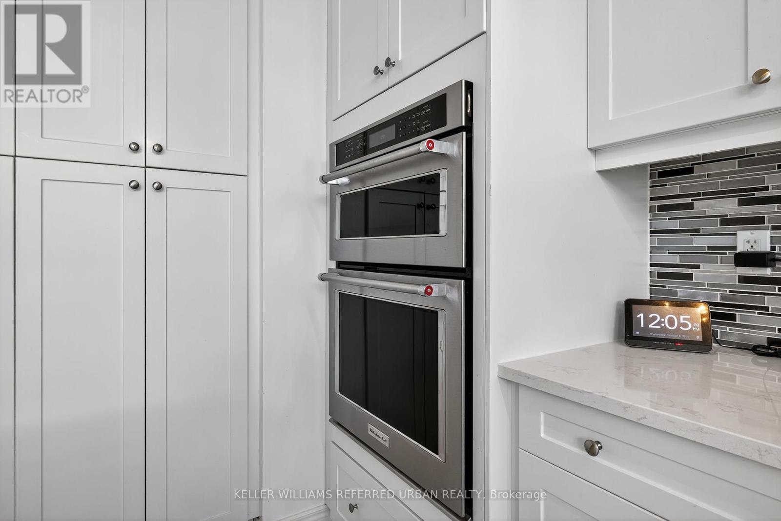 26 Waterton Way, Bradford West Gwillimbury, Ontario  L3Z 0R3 - Photo 12 - N12456556