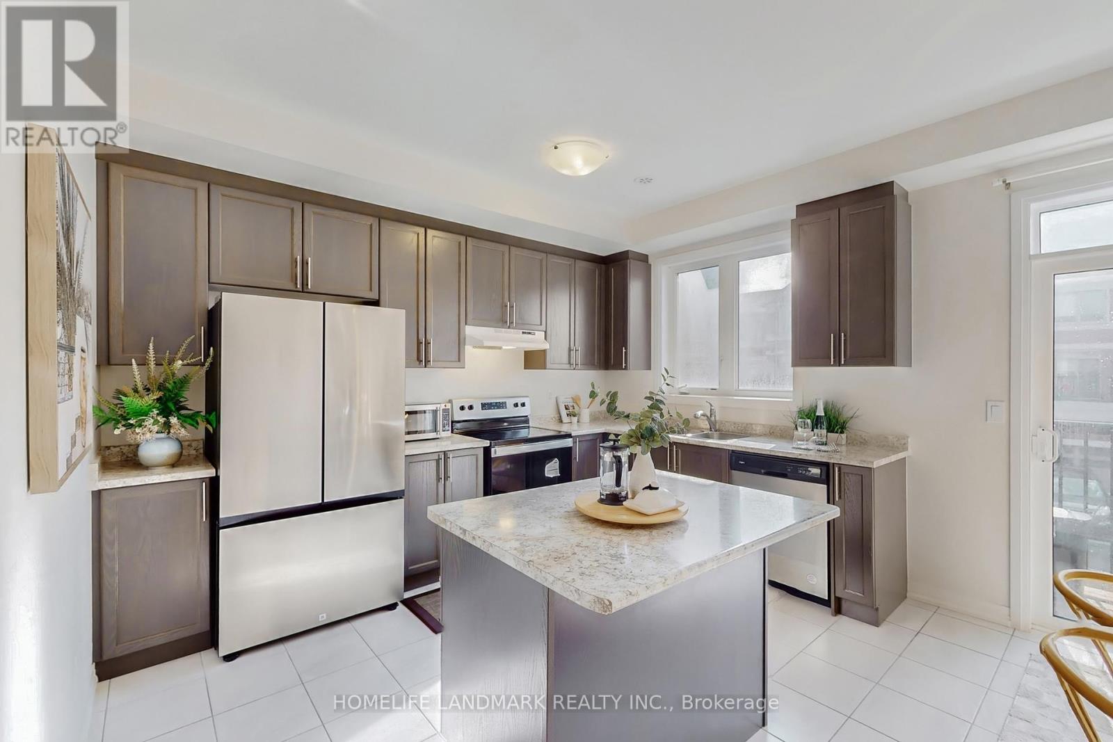 32 Sissons Way, Markham, Ontario  L6B 1R2 - Photo 14 - N12456561