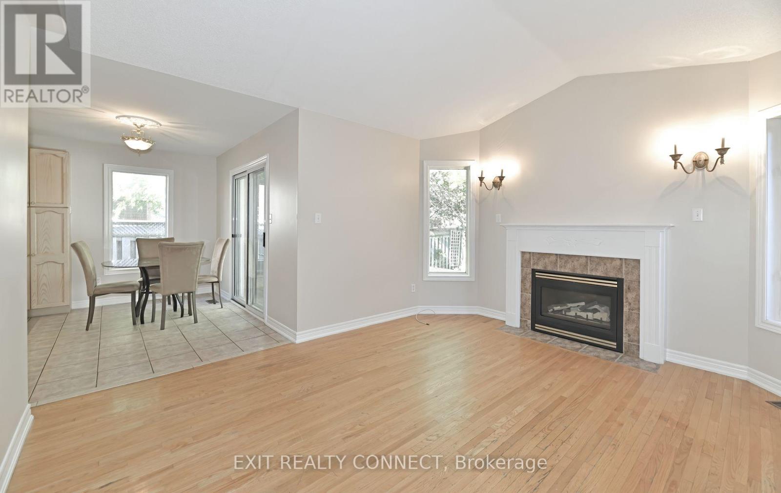 20 Rinaldo Road, Georgina, Ontario  L4P 3X9 - Photo 14 - N12456569