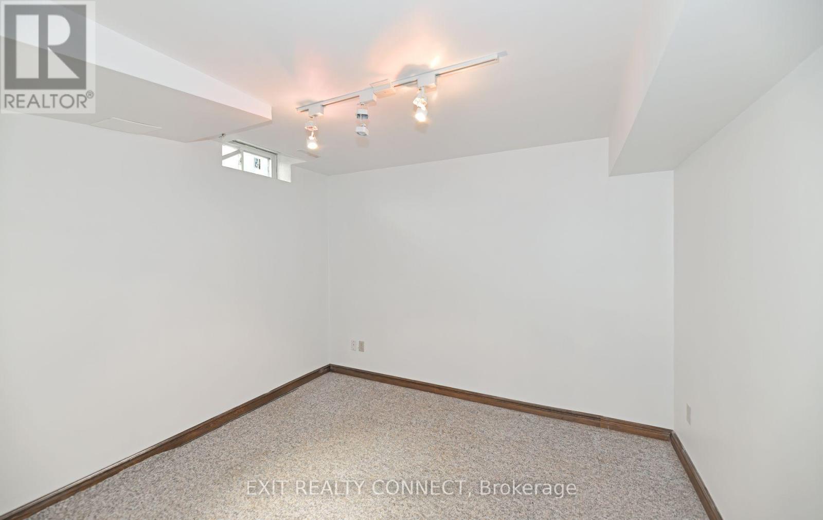 20 Rinaldo Road, Georgina, Ontario  L4P 3X9 - Photo 26 - N12456569