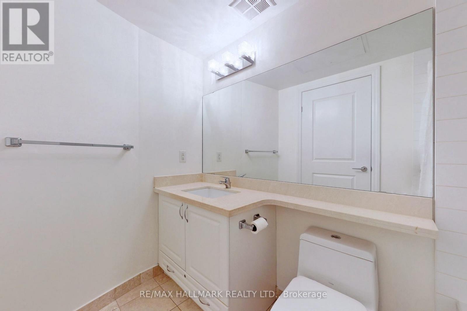 610 - 111 Upper Duke Crescent, Markham, Ontario  L6G 0C8 - Photo 10 - N12456575