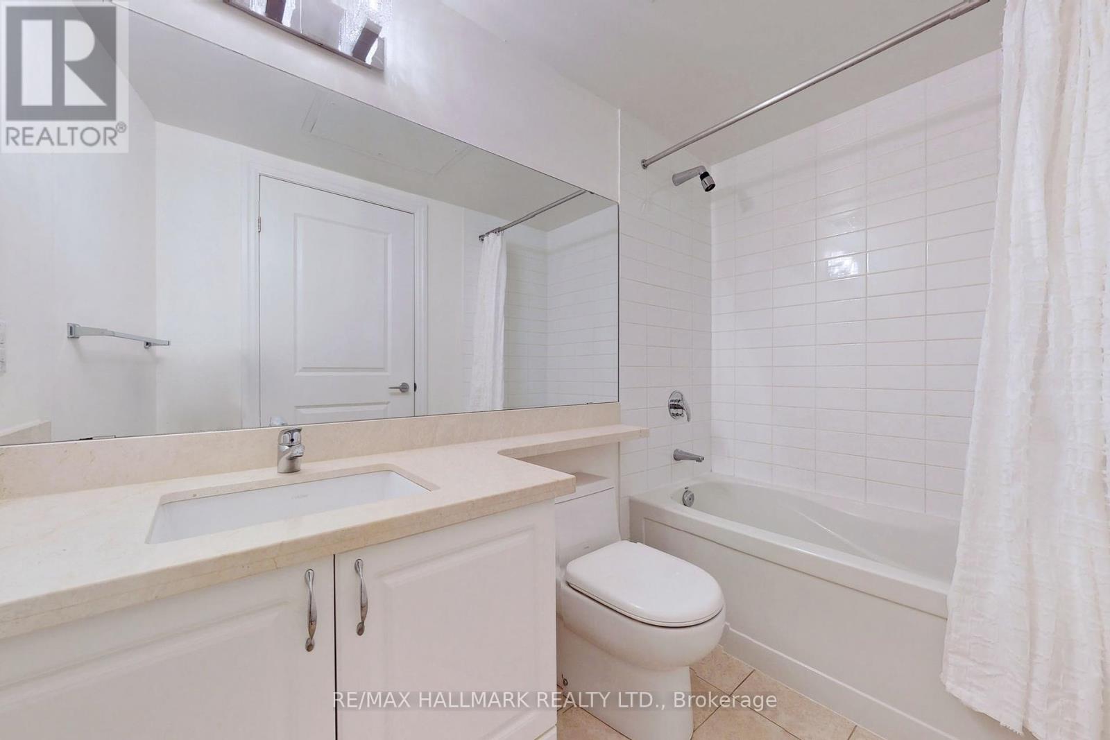 610 - 111 Upper Duke Crescent, Markham, Ontario  L6G 0C8 - Photo 11 - N12456575
