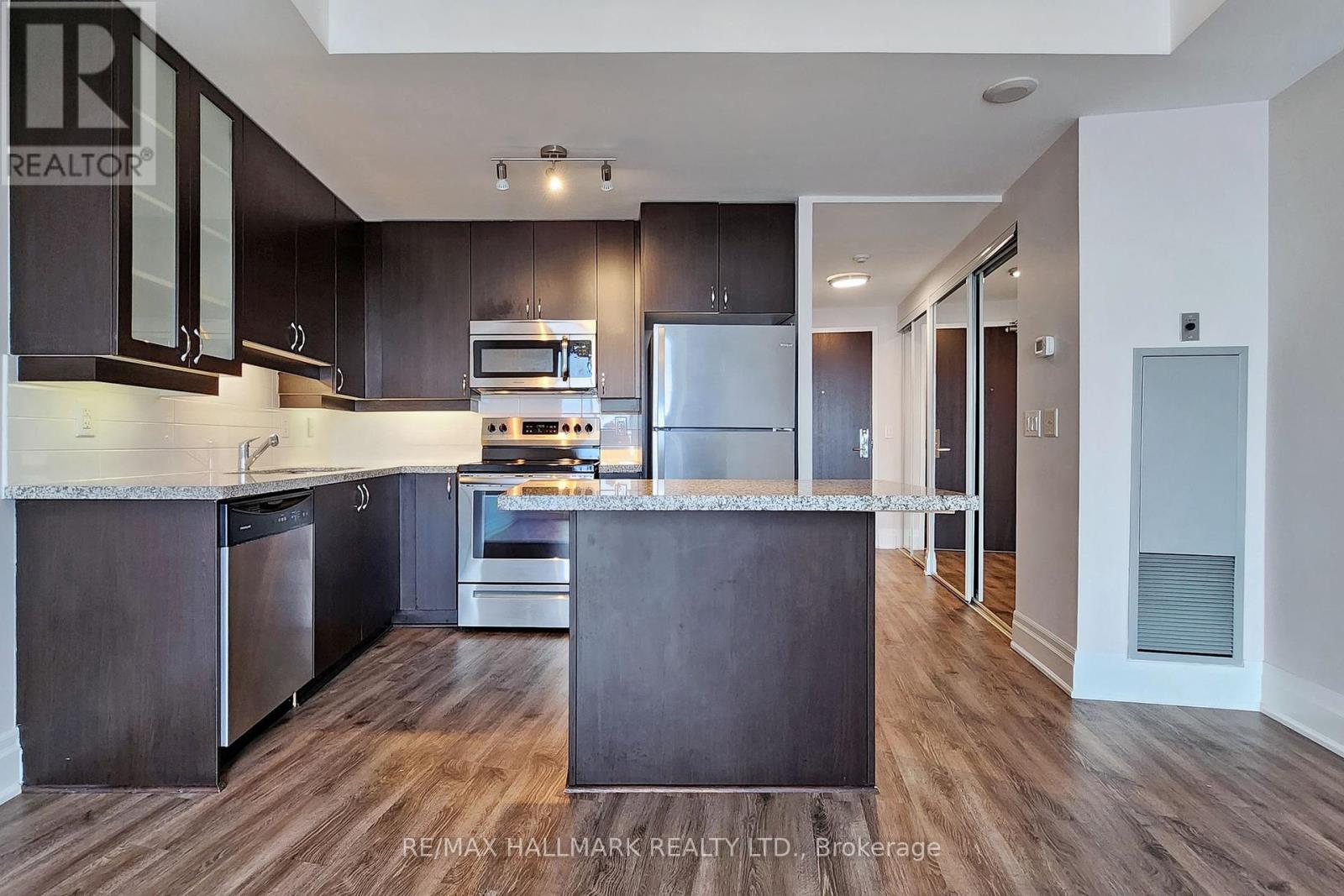 610 - 111 Upper Duke Crescent, Markham, Ontario  L6G 0C8 - Photo 24 - N12456575