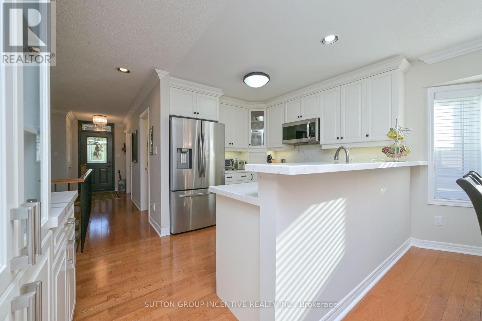 36 Bella Vista Trail, New Tecumseth, Ontario  L9R 2C6 - Photo 12 - N12456590