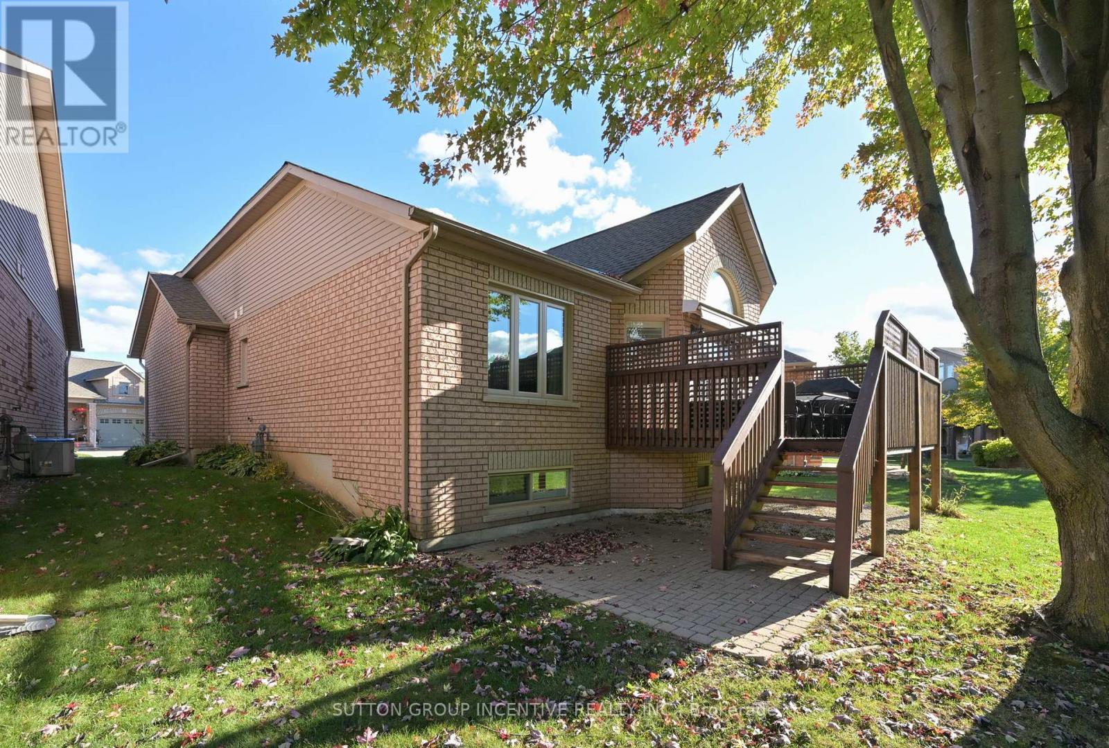 36 Bella Vista Trail, New Tecumseth, Ontario  L9R 2C6 - Photo 34 - N12456590