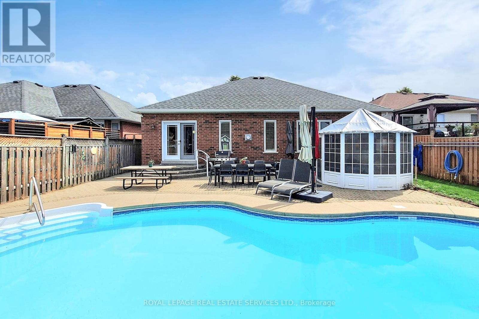 135 Mainprize Crescent, East Gwillimbury, Ontario  L0G 1M0 - Photo 38 - N12456591