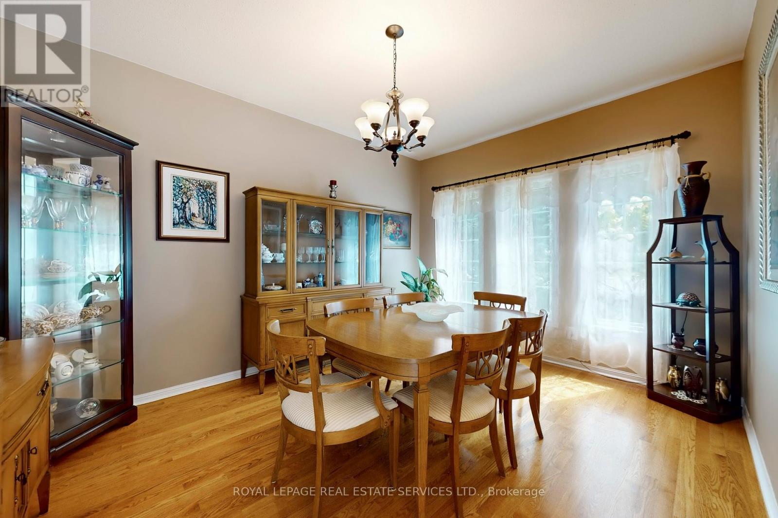 135 Mainprize Crescent, East Gwillimbury, Ontario  L0G 1M0 - Photo 7 - N12456591