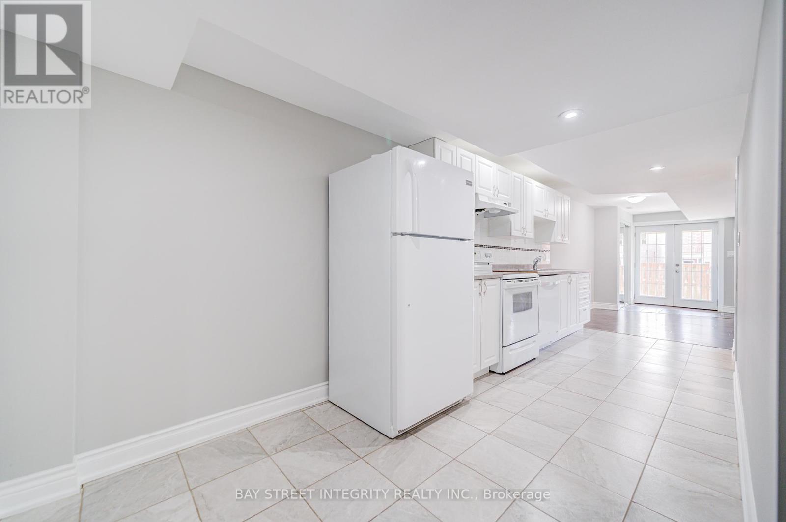 108 Catalpa Crescent, Vaughan, Ontario  L6A 0R5 - Photo 39 - N12456599