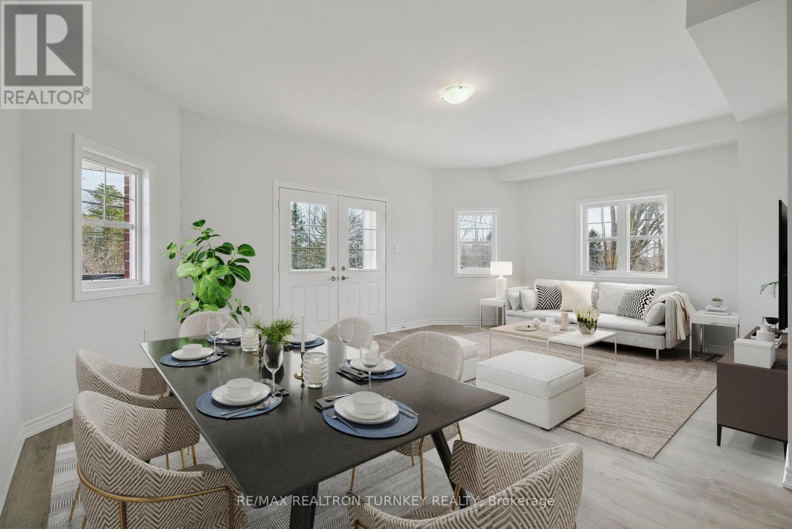 2 RAVENSCRAIG PLACE, Innisfil, Ontario