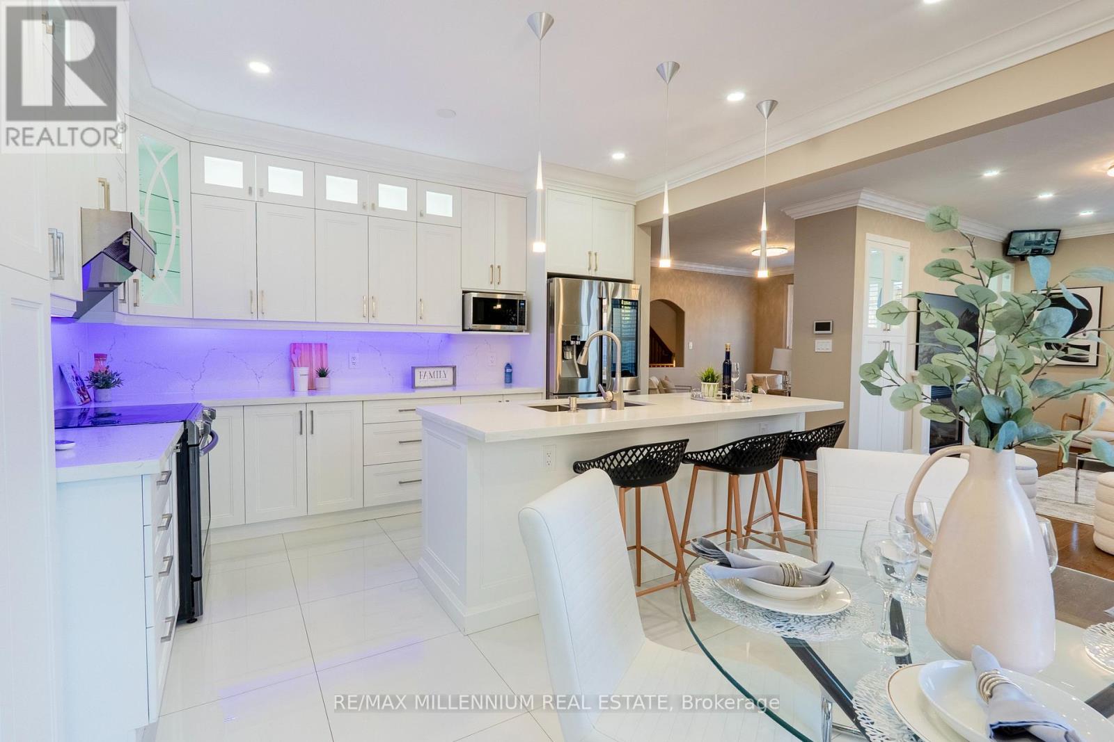 1 Bracknell Avenue, Markham, Ontario  L6C 0B2 - Photo 17 - N12456612