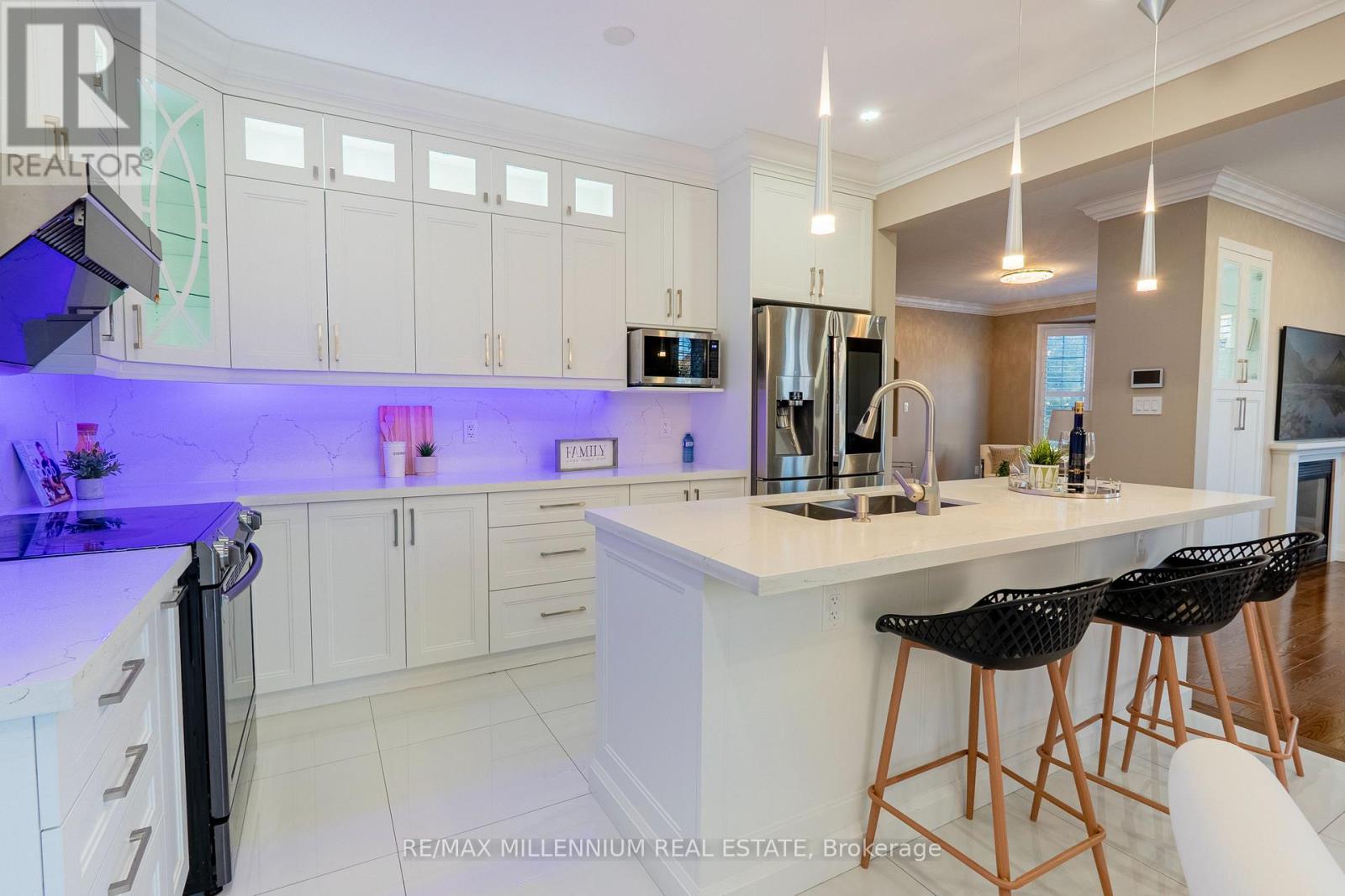 1 Bracknell Avenue, Markham, Ontario  L6C 0B2 - Photo 18 - N12456612