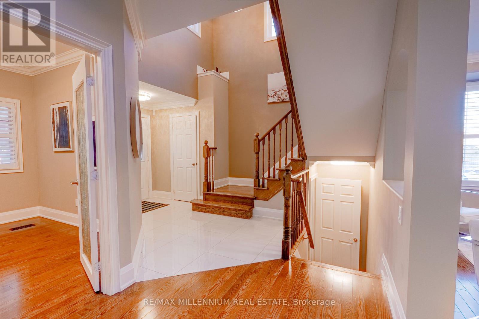 1 Bracknell Avenue, Markham, Ontario  L6C 0B2 - Photo 8 - N12456612
