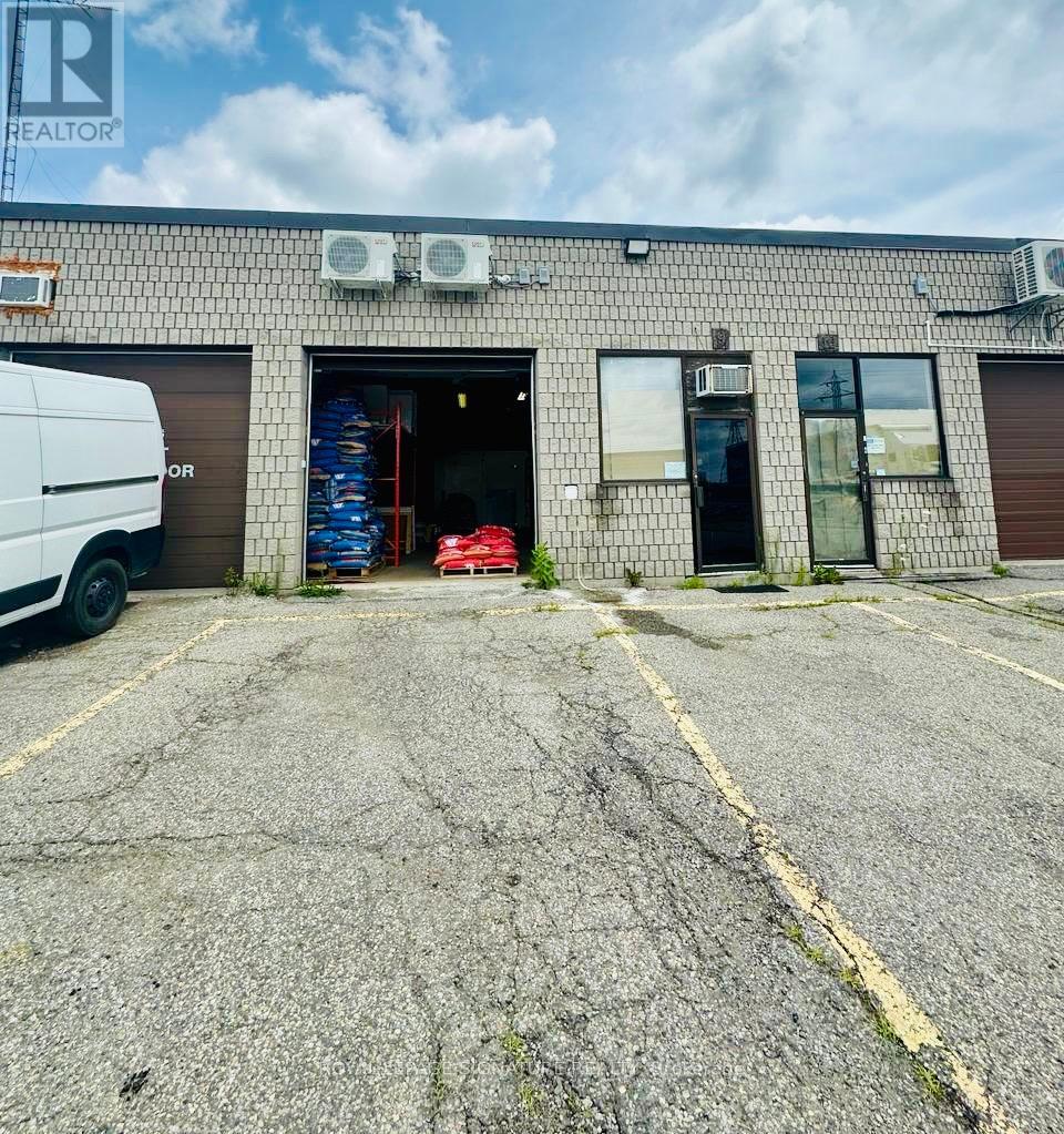 4 & 9 - 580 Steven Court, Newmarket, Ontario  L3T 6Z2 - Photo 9 - N12456633
