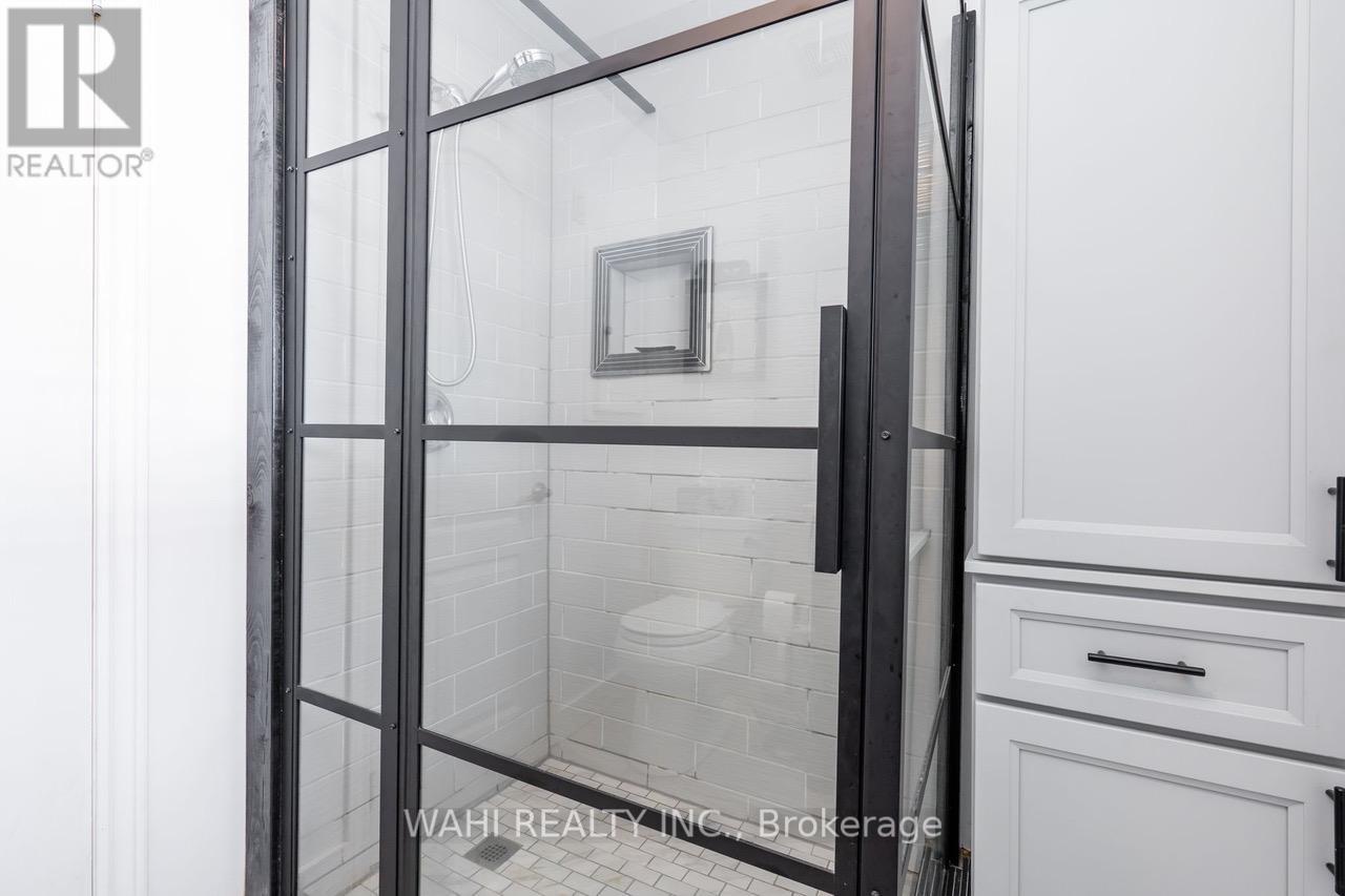 1336 Maple Road, Innisfil, Ontario  L0L 1C0 - Photo 12 - N12456645
