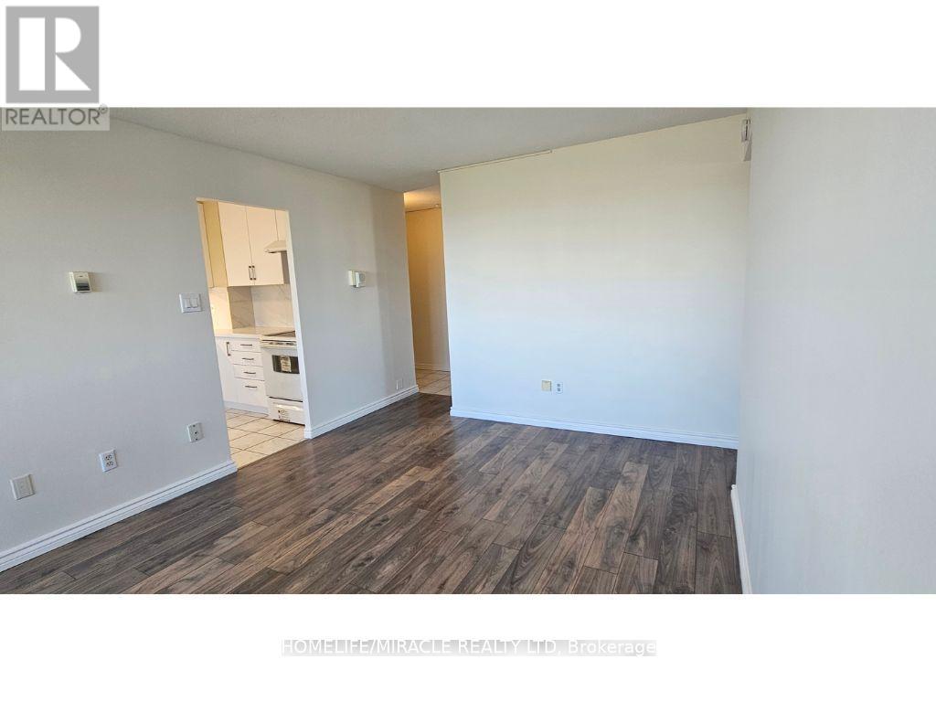 725 Don Mills Road, Toronto, Ontario  M3C 1S7 - Photo 9 - C12456321