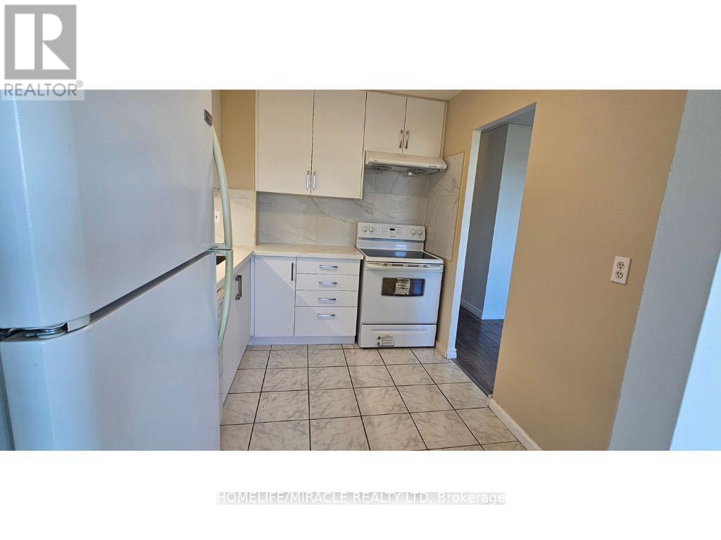 725 Don Mills Road, Toronto, Ontario  M3C 1S7 - Photo 8 - C12456321
