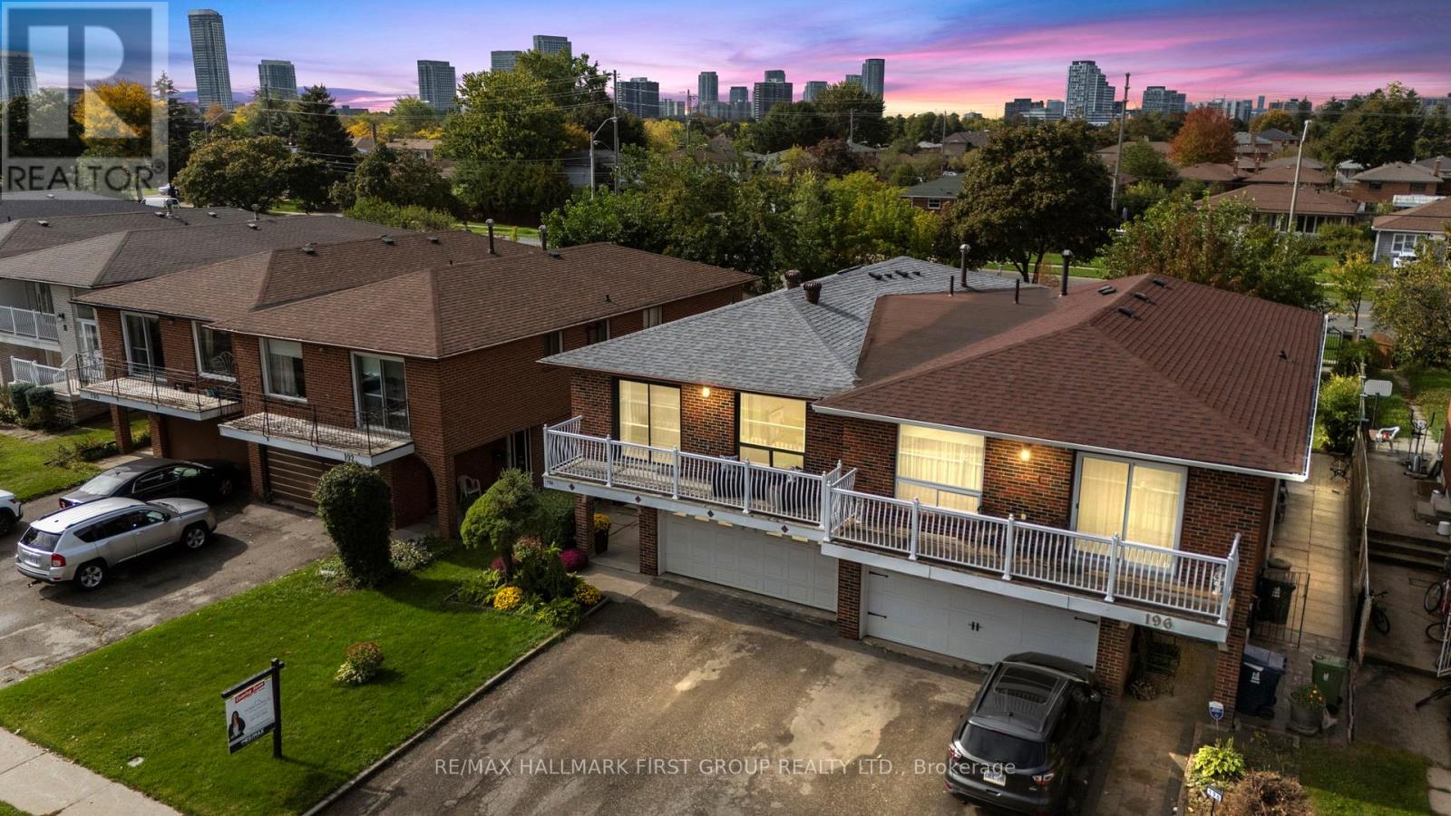 194 FAIRGLEN AVENUE, Toronto, Ontario