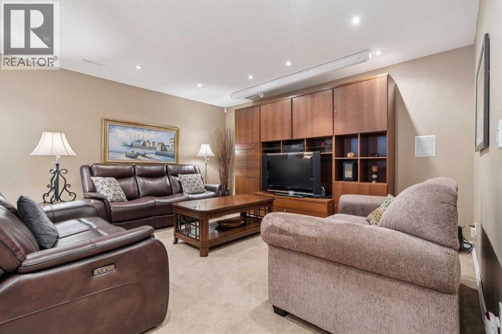 69 Rocky Ridge Heath Nw, Calgary, Alberta  T3G 4Z7 - Photo 23 - A2262243