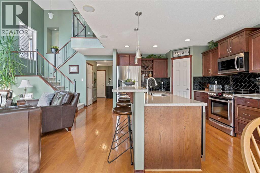 69 Rocky Ridge Heath Nw, Calgary, Alberta  T3G 4Z7 - Photo 6 - A2262243