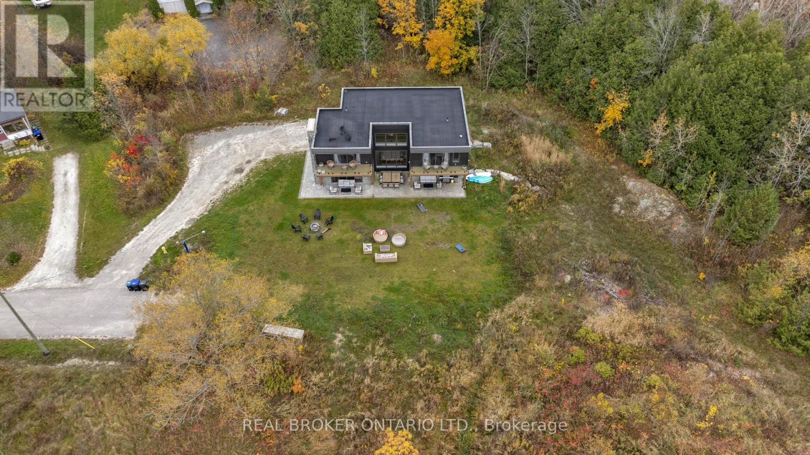 31 Hemlock Avenue, Tay, Ontario  L0K 2C0 - Photo 38 - S12456564