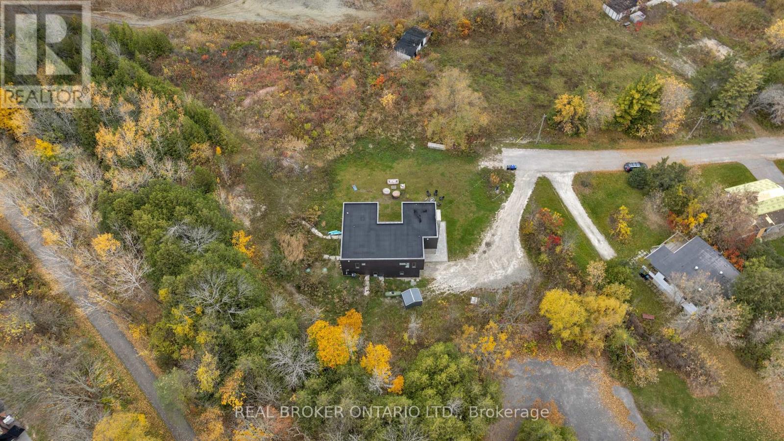 31 Hemlock Avenue, Tay, Ontario  L0K 2C0 - Photo 43 - S12456564