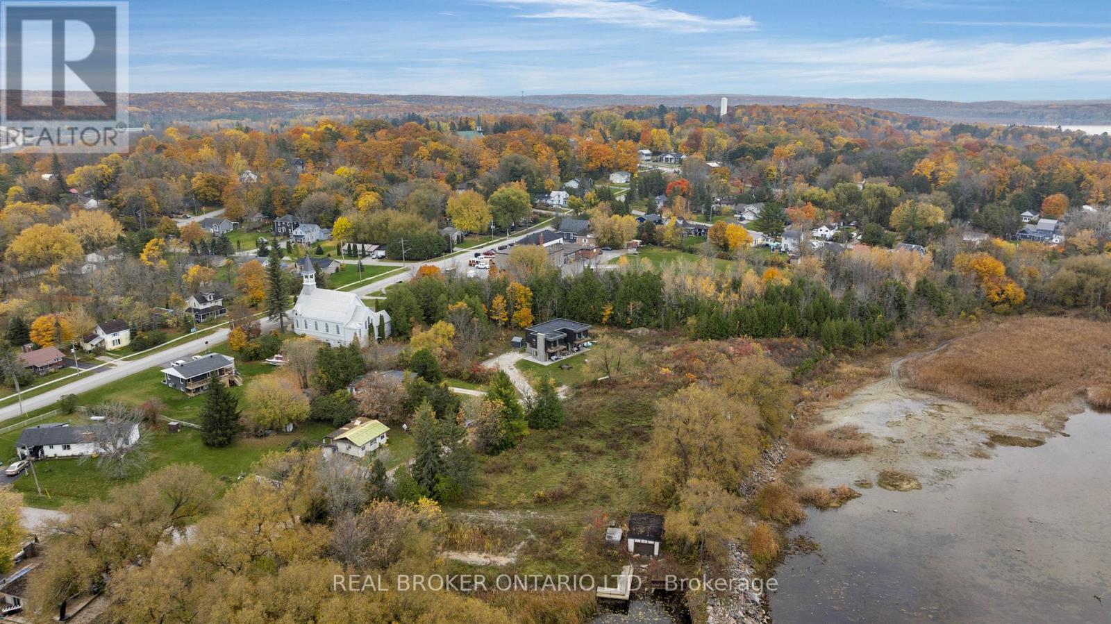 31 Hemlock Avenue, Tay, Ontario  L0K 2C0 - Photo 48 - S12456564