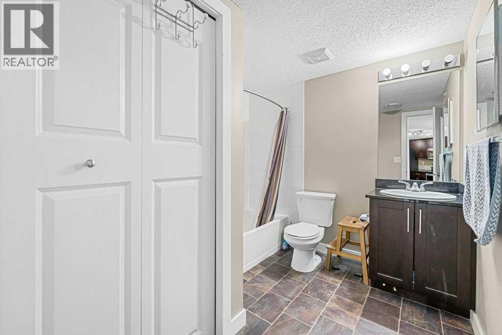 2417, 81 Legacy Boulevard Se, Calgary, Alberta  T2X 2B9 - Photo 18 - A2263751