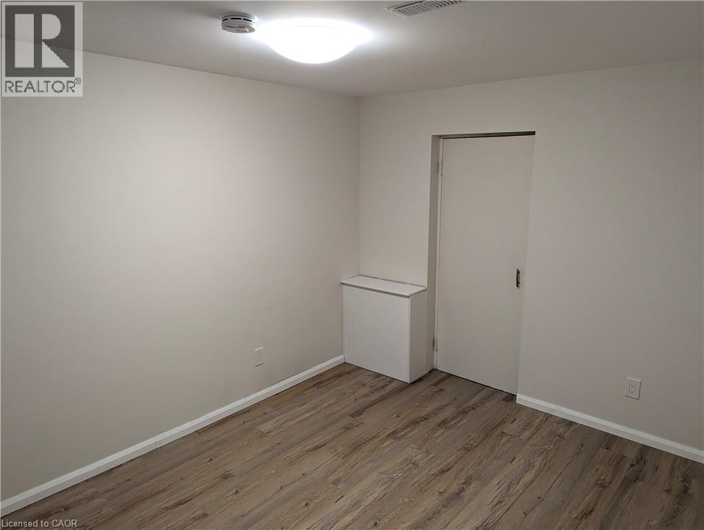 26 Springbank Crescent Unit# Lower, Kitchener, Ontario  N2M 4P7 - Photo 7 - 40778264