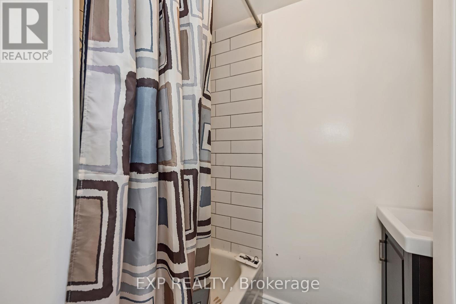 171 Daly Avenue, Ottawa, Ontario  K1N 6E8 - Photo 31 - X12366906