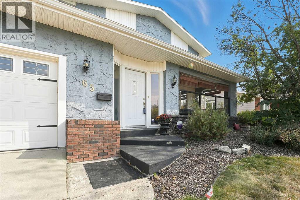 65 Pamely Avenue, Red Deer, Alberta  T4P 1L2 - Photo 2 - A2257429