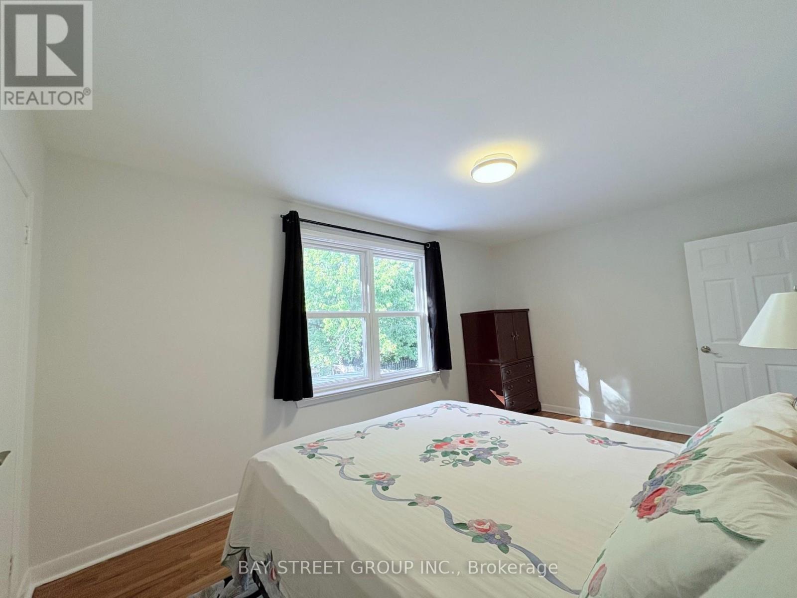 2175 Wiseman Court, Mississauga, Ontario  L5J 1P3 - Photo 19 - W12449872