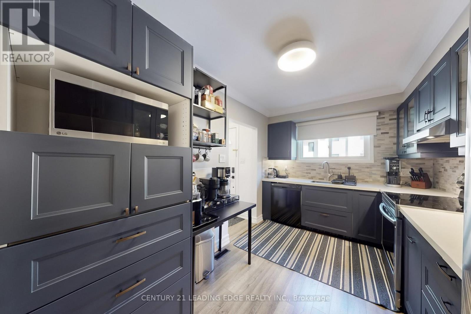 589 Francis Road E, Burlington, Ontario  L7T 3X6 - Photo 19 - W12456296