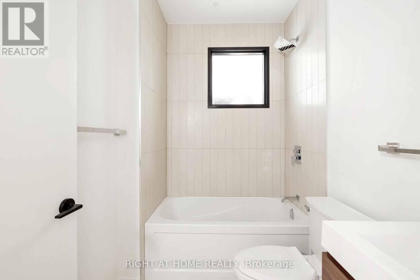 Unit #2 - 86 Lansdowne Avenue, Toronto, Ontario  M6K 2V9 - Photo 16 - W12454179