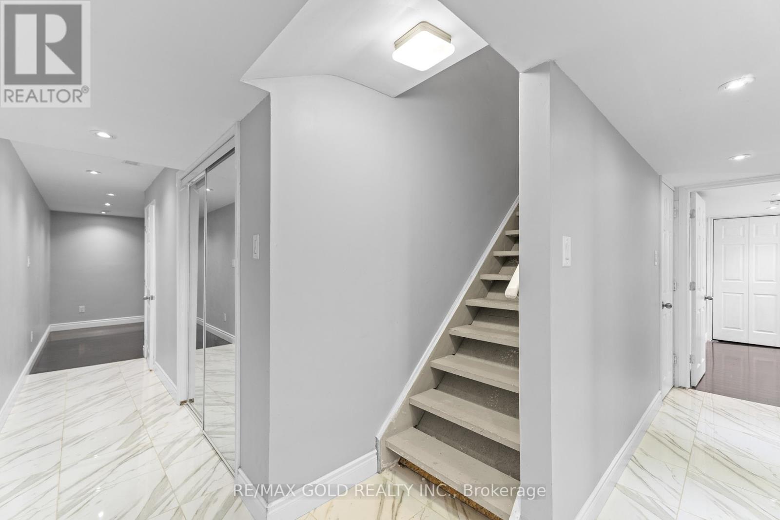 23 Lyric Road, Brampton, Ontario  L6S 0B4 - Photo 37 - W12456352