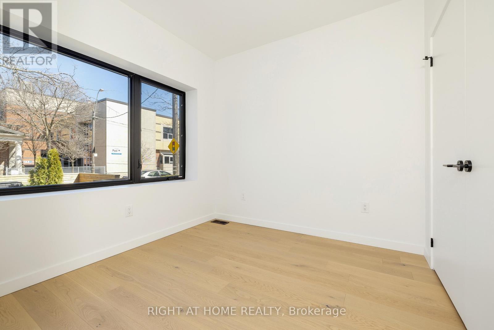 Unit #2 - 86 Lansdowne Avenue, Toronto, Ontario  M6K 2V9 - Photo 11 - W12454179