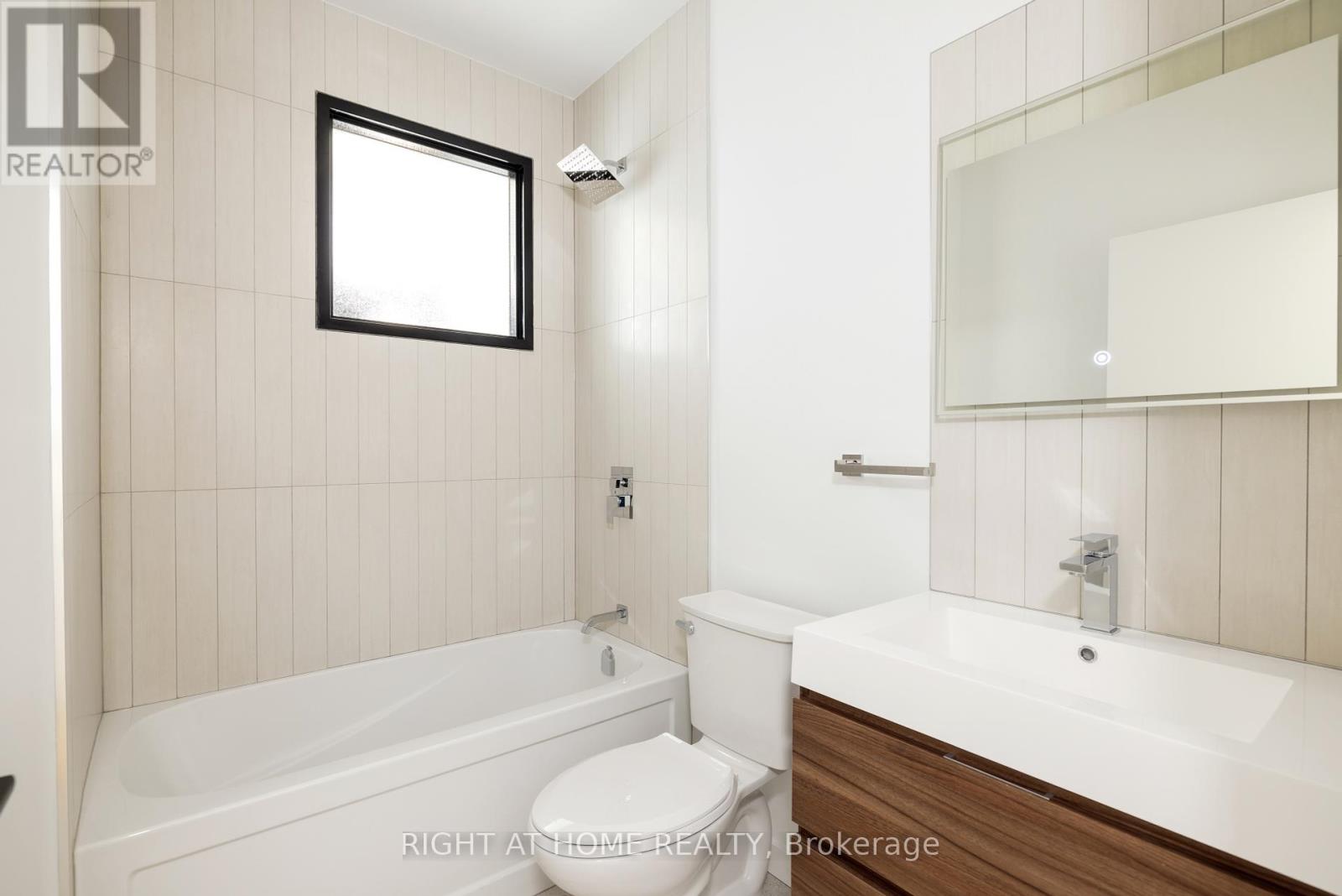 Unit #2 - 86 Lansdowne Avenue, Toronto, Ontario  M6K 2V9 - Photo 15 - W12454179