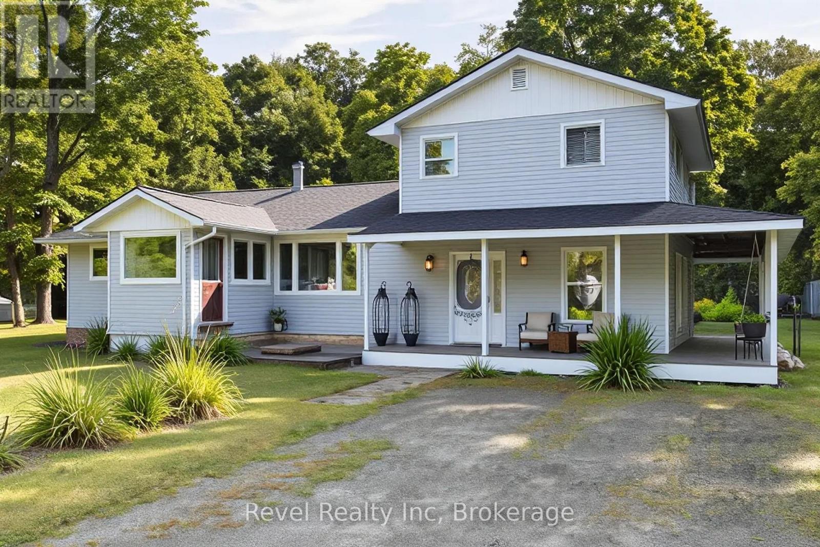 19 Sandy Plains Road, Seguin (Humphrey), Ontario  P2A 2W8 - Photo 3 - X12456743