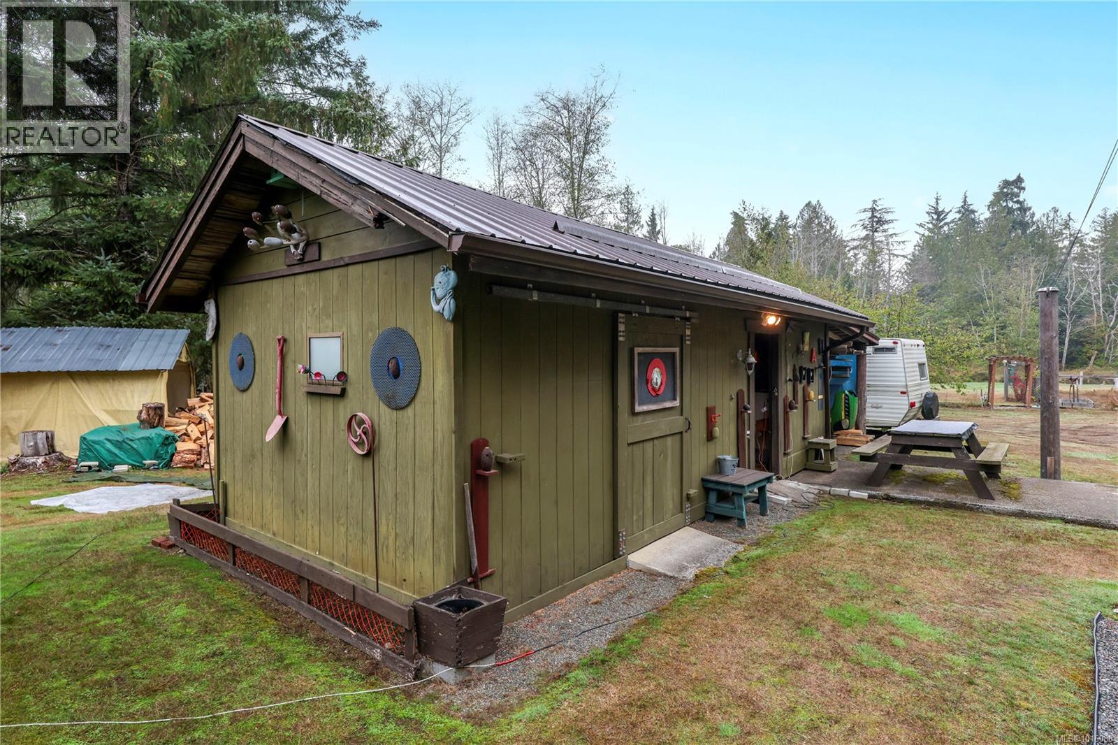 372 Bates Dr, Fanny Bay, British Columbia  V0R 1W0 - Photo 22 - 1016088