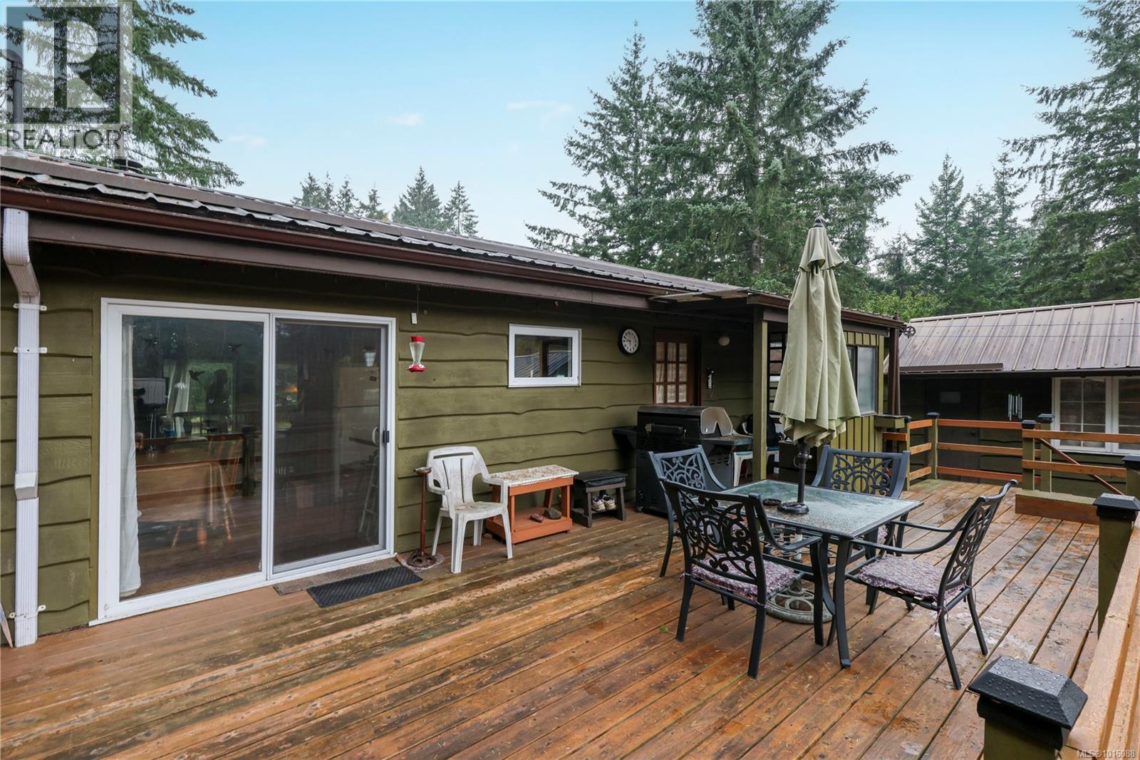 372 Bates Dr, Fanny Bay, British Columbia  V0R 1W0 - Photo 20 - 1016088