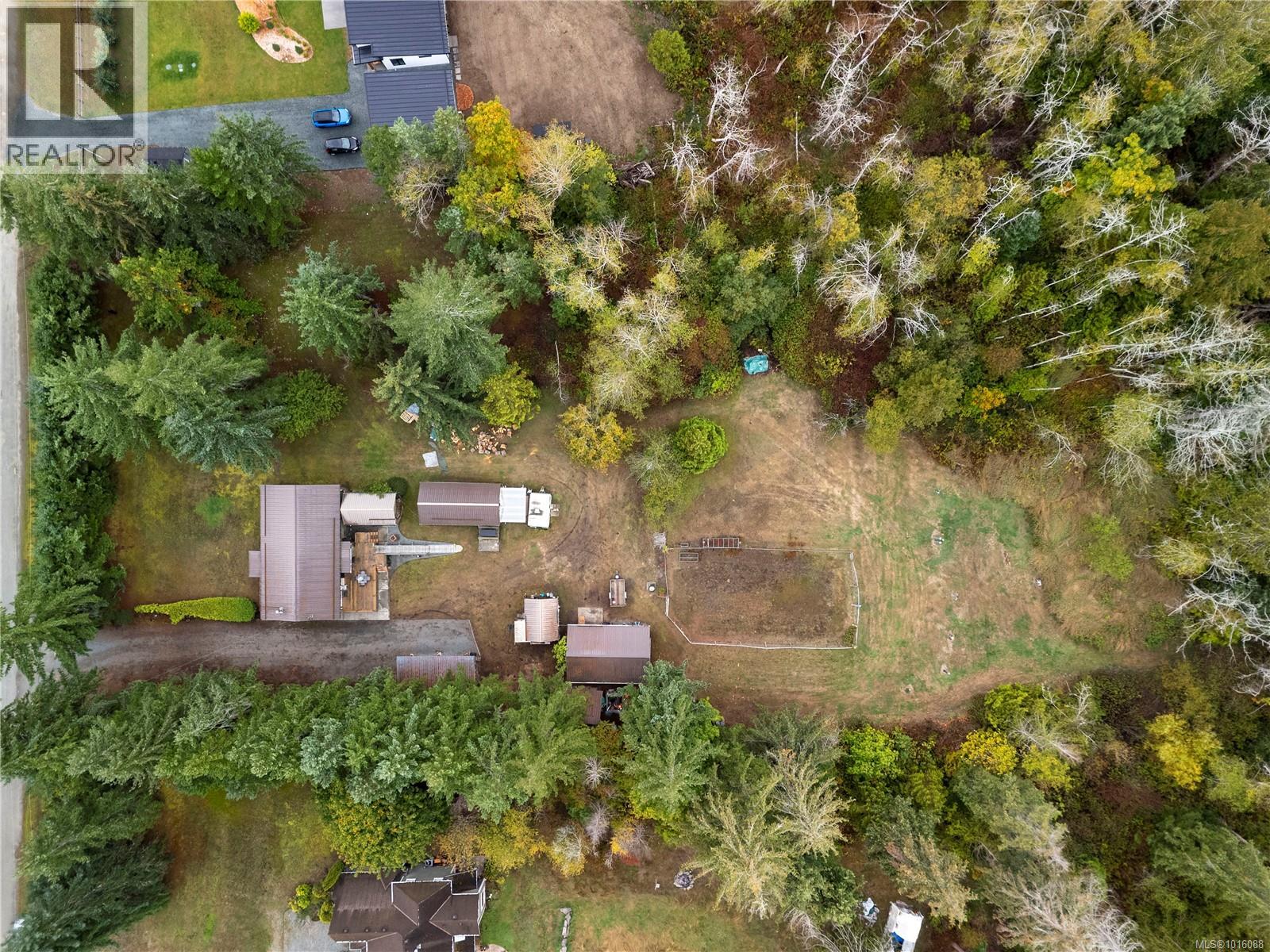 372 Bates Dr, Fanny Bay, British Columbia  V0R 1W0 - Photo 31 - 1016088