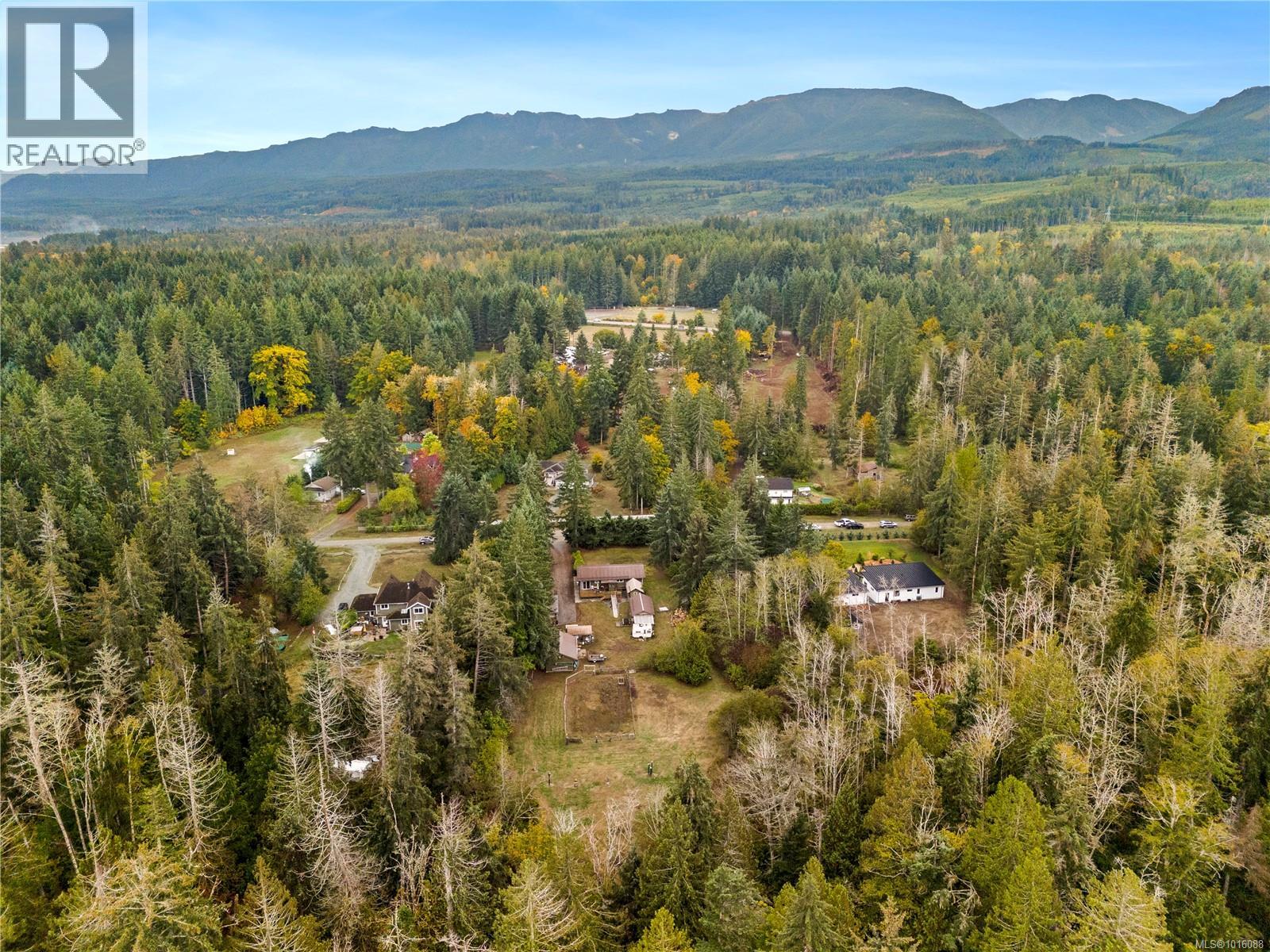 372 Bates Dr, Fanny Bay, British Columbia  V0R 1W0 - Photo 34 - 1016088