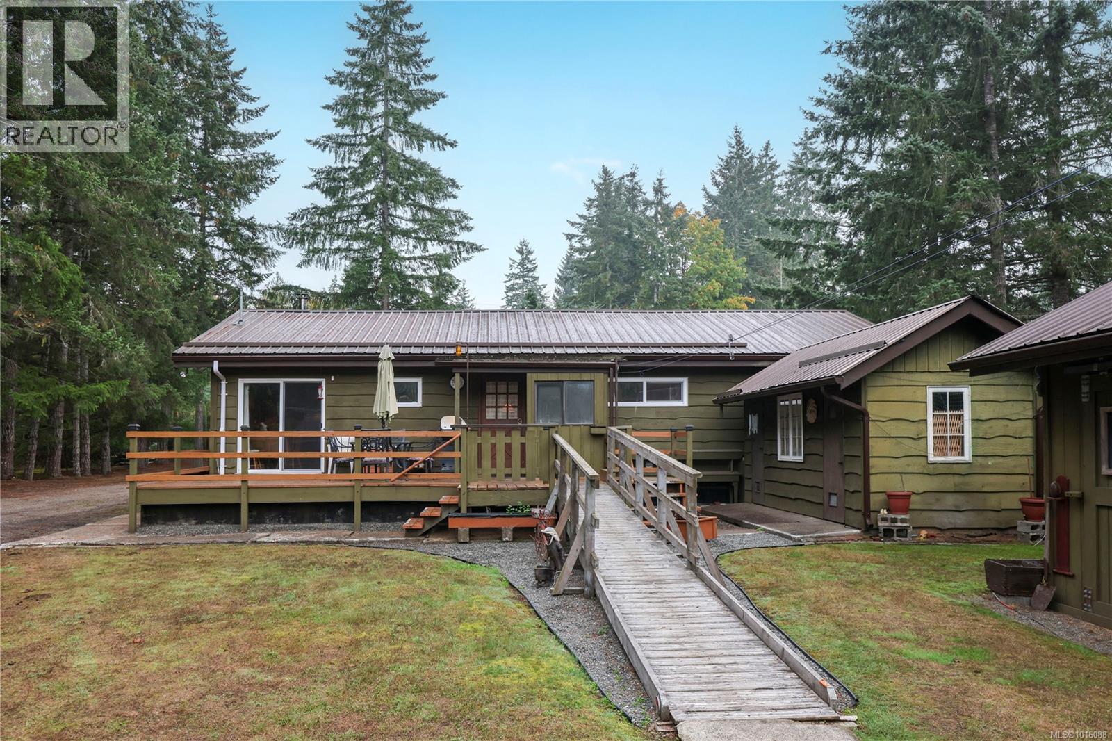 372 Bates Dr, Fanny Bay, British Columbia  V0R 1W0 - Photo 17 - 1016088