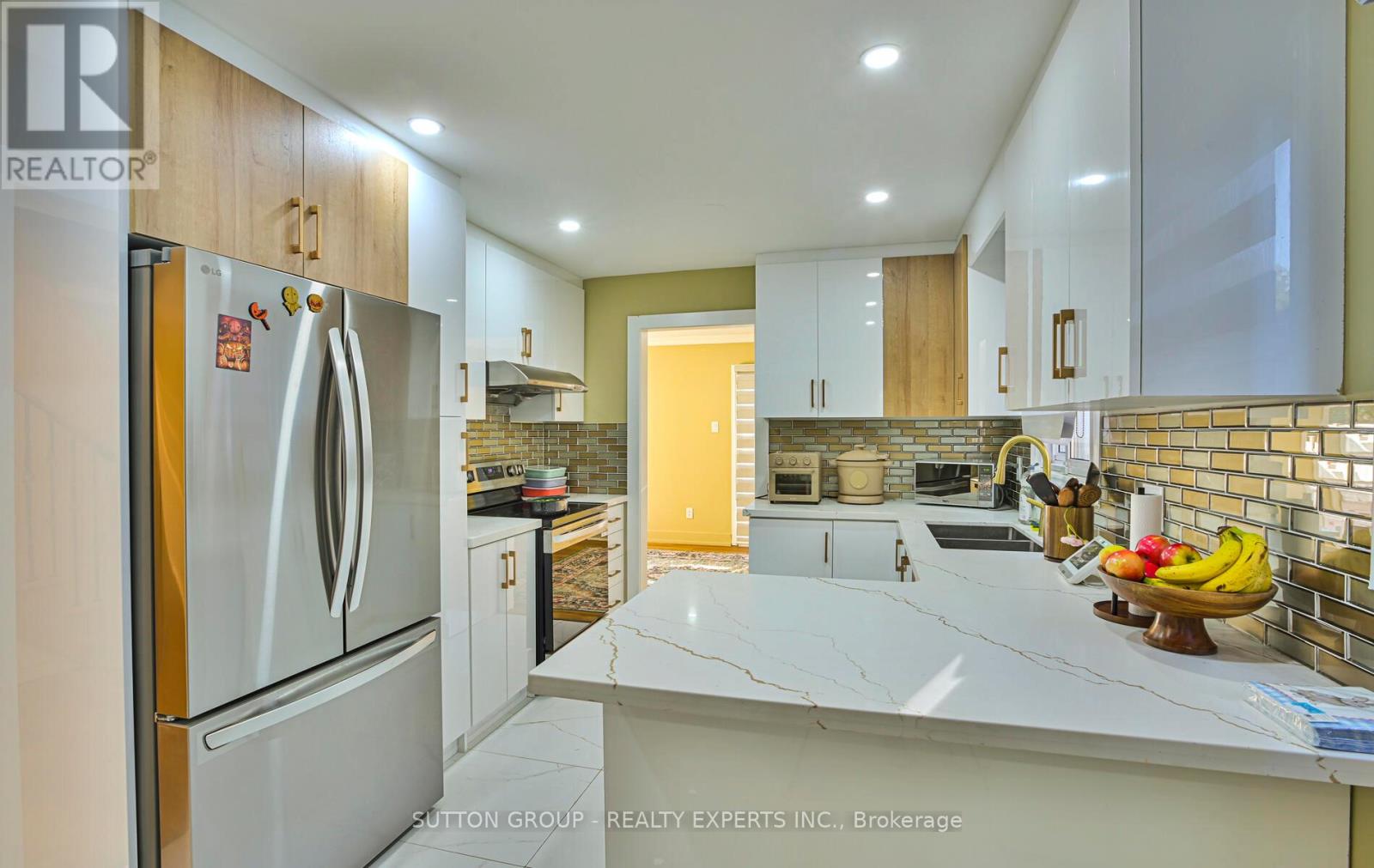 4322 Shelby Crescent, Mississauga, Ontario  L4W 3T3 - Photo 12 - W12456505