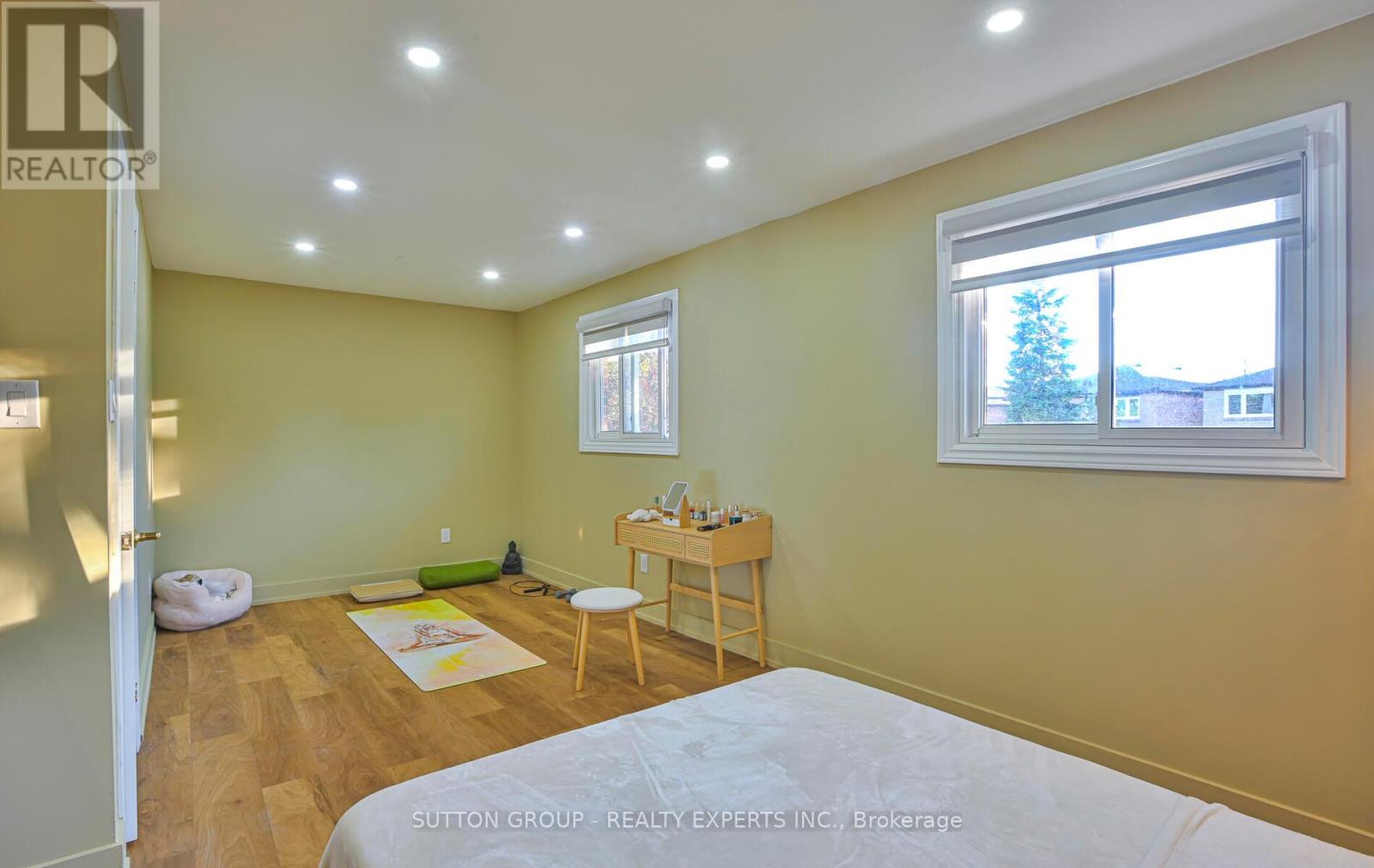 4322 Shelby Crescent, Mississauga, Ontario  L4W 3T3 - Photo 25 - W12456505