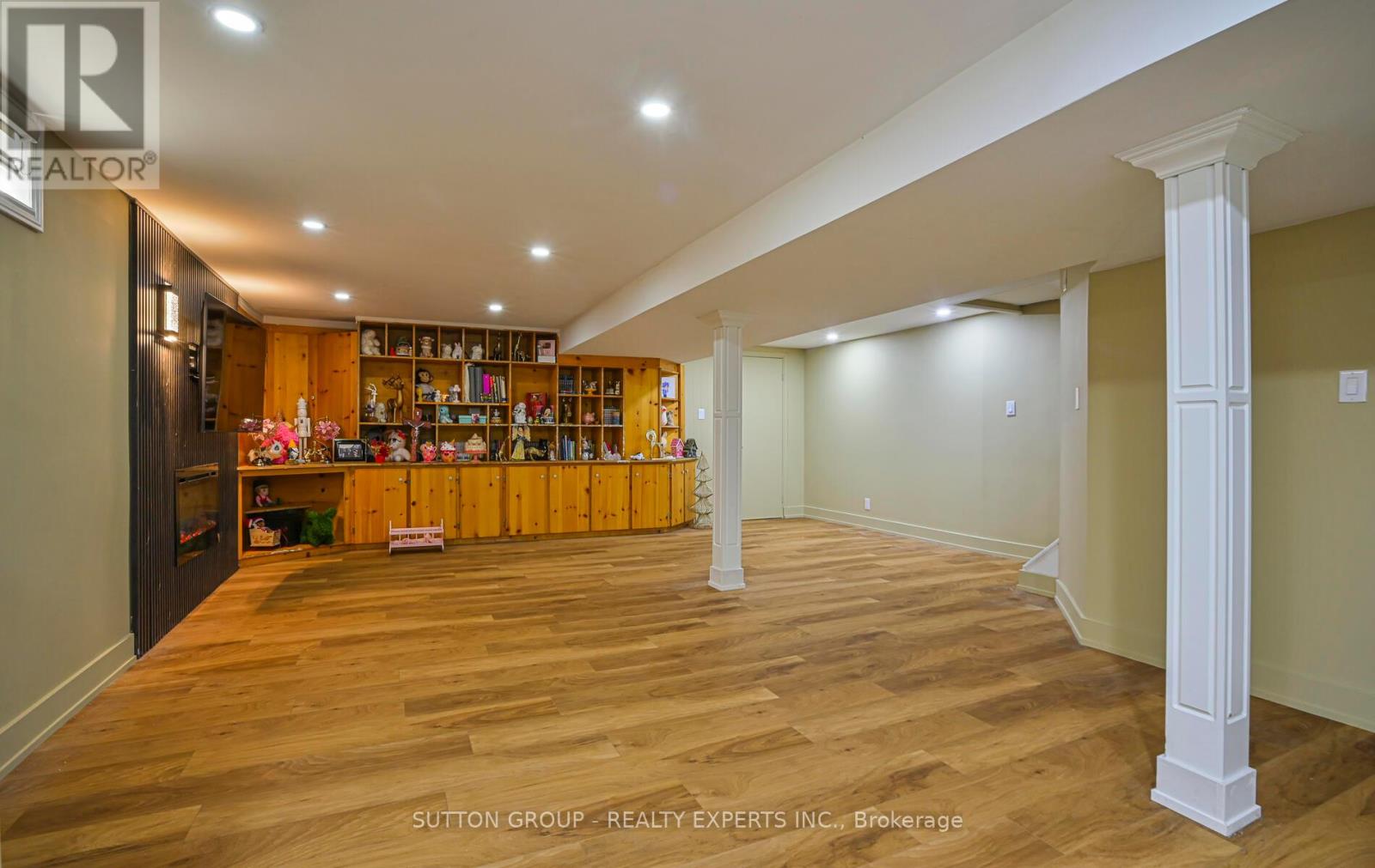 4322 Shelby Crescent, Mississauga, Ontario  L4W 3T3 - Photo 35 - W12456505