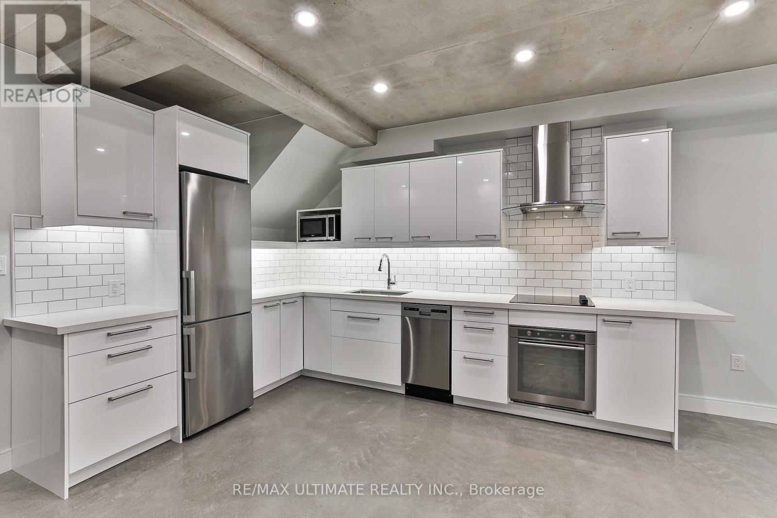 4 - 1745 Keele Street, Toronto, Ontario  M6M 3W9 - Photo 3 - W12456522